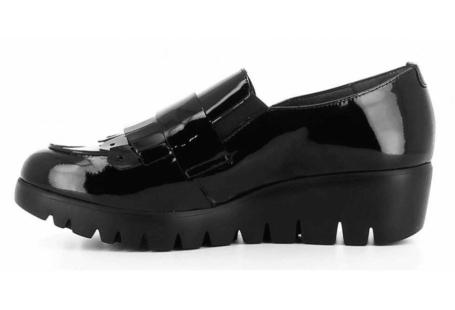 Women Wonders | Selma Wedged Fringe Loafer