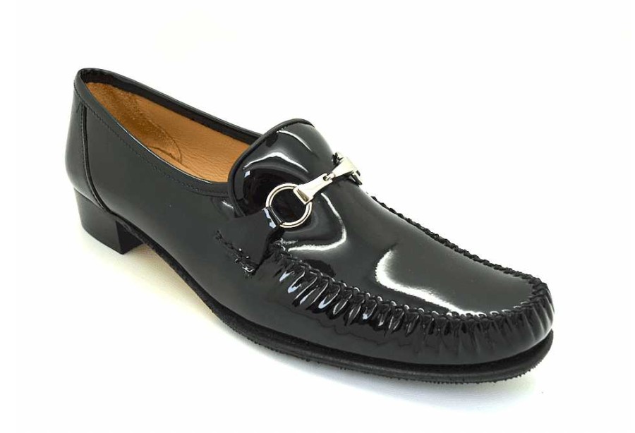 Women HB | Narrow Fitting Loafer