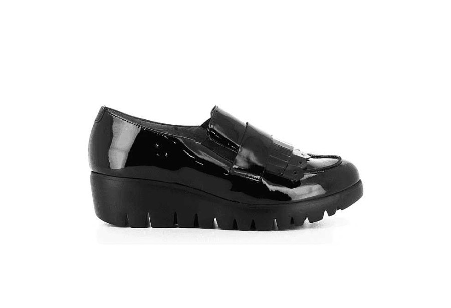 Women Wonders | Selma Wedged Fringe Loafer