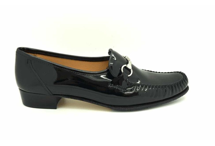 Women HB | Narrow Fitting Loafer