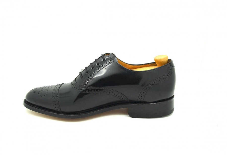 Men Barker | Alfred Brogue